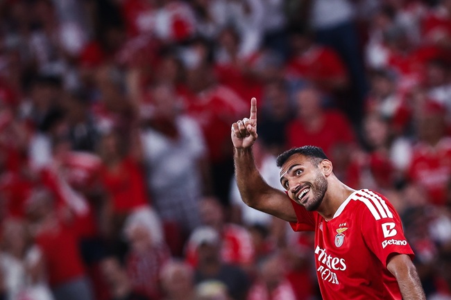 Benfica pull off glittering 5-goal display to complete comeback against St. Gallen and progress in Europa League