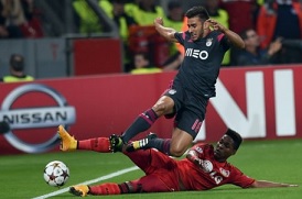 Benfica crash to defeat in Leverkusen