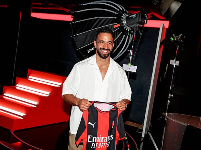 New Milan boss Ruben Amorim “more hungry” after United spell, hails Gonçalo Ramos signing – full quotes from first San Siro press conference 