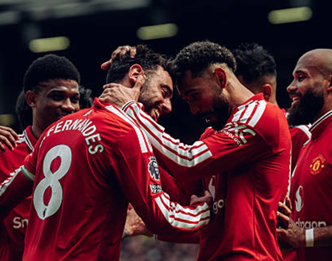 “It’s a very proud moment” - Bruno Fernandes reflects on equalling Premier League assists record [video]