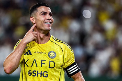 Cristiano Ronaldo “hungry for more” after 950th goal helps imperious Al Nassr to another win [video]