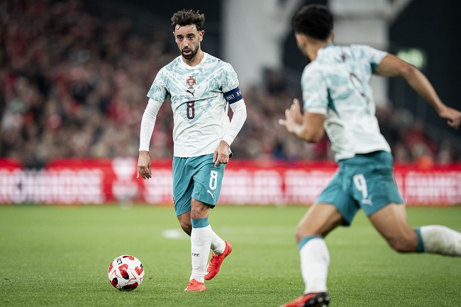 Bruno Fernandes in action for Portugal in Copenhagen. (Photo: EPA/Sebastian Elias Uth/LUSA ©)