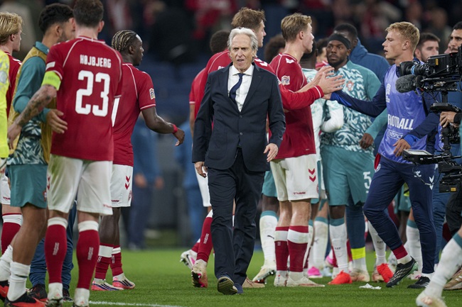 Jorge Jesus made it three straight wins after replacing Roberto Martinez (Liselotte Sabroe/Lusa)