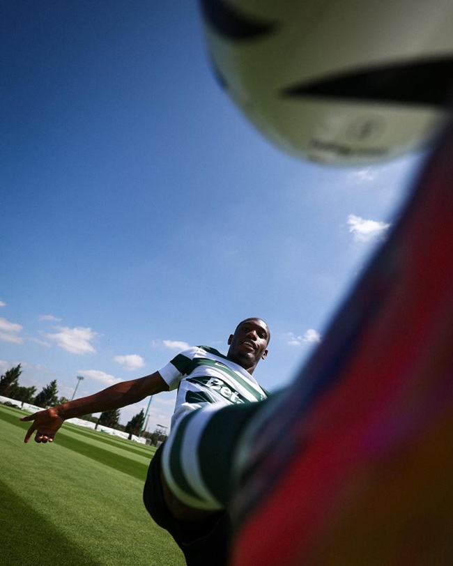 Sporting continue profound squad restructure: Ibrahima Ba in, Ousmane Diomande out